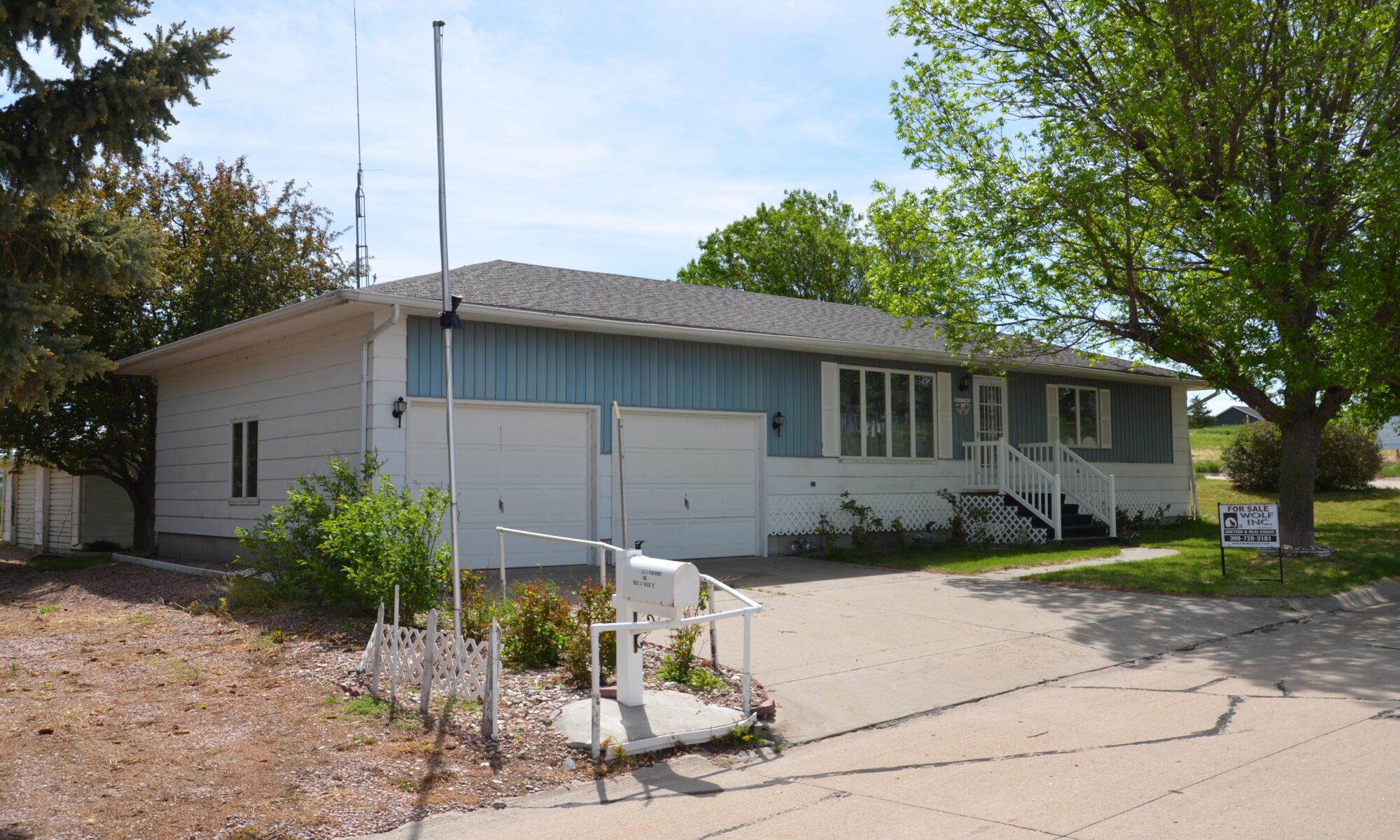 604 Rolling Hills Avenue, Ord, NE