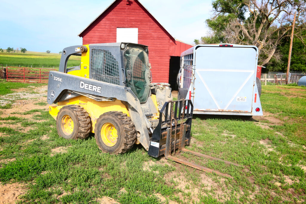 John Deere Skid loader