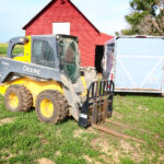John Deere Skid loader